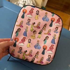 First offer gets it. Disney princess lunchbox.